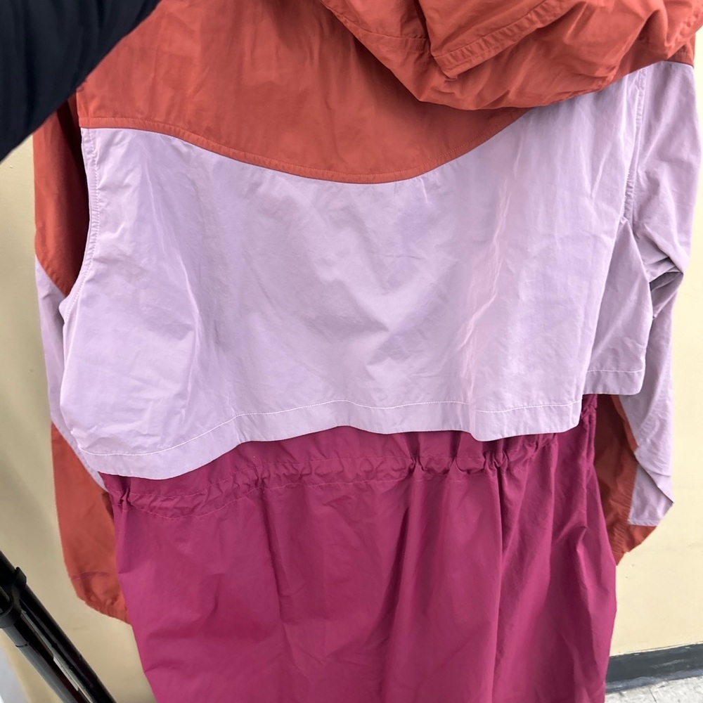 Lululemon Athletica Women's Red and Purple Ski Jacket - Picture 9 of 9